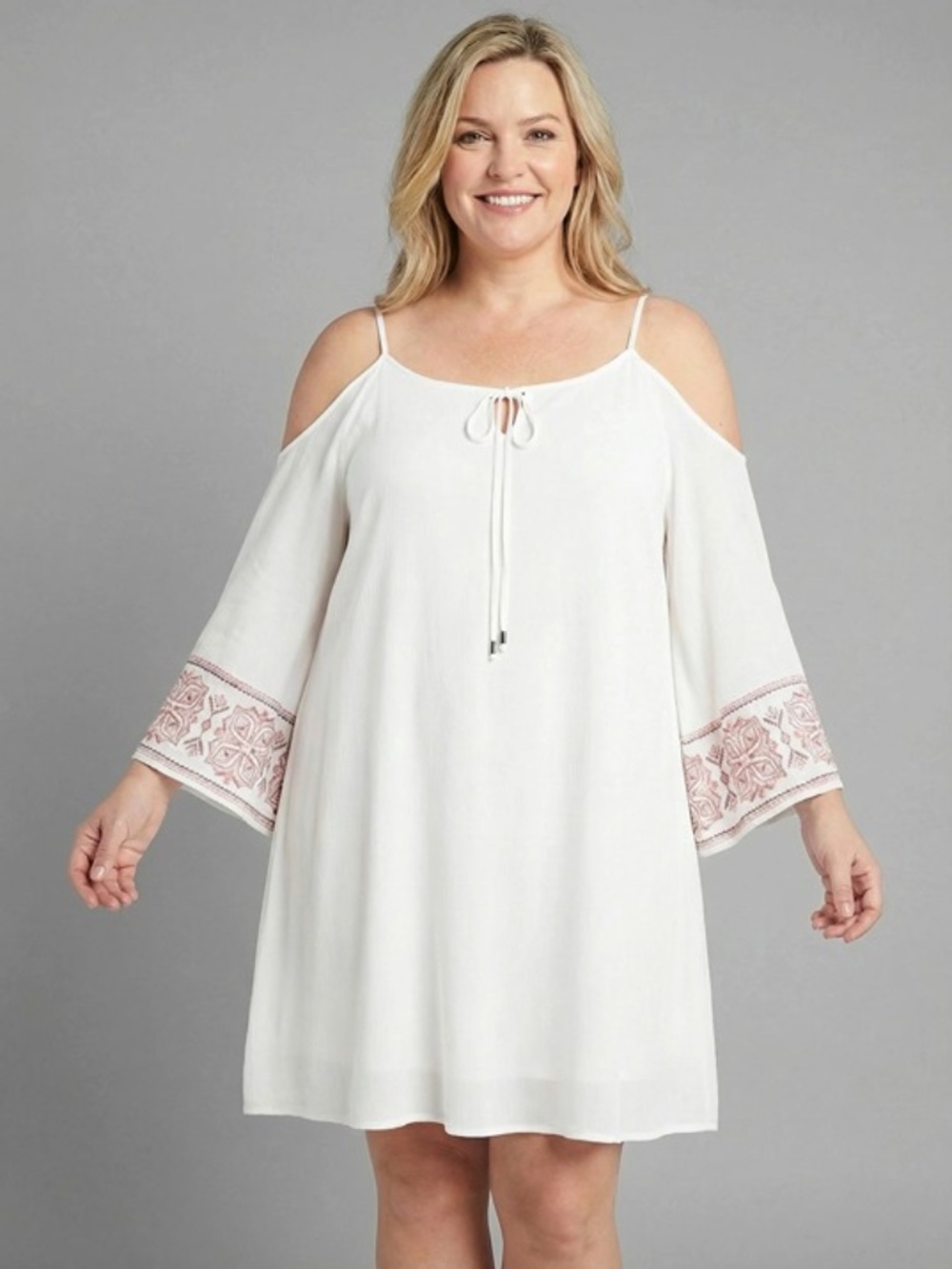 Ava & Viv White Embroidered Cold Shoulder Mini Dress